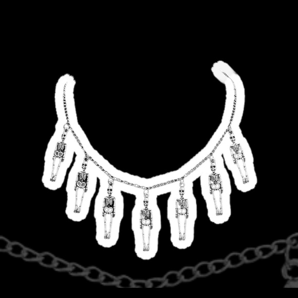 Skeleton charm necklace - Picture 2 of 6